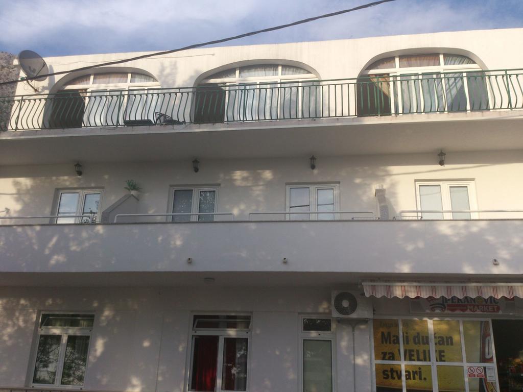 Brig Apartments Živogošće Exterior foto